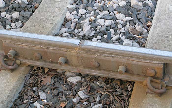 rail joint installation